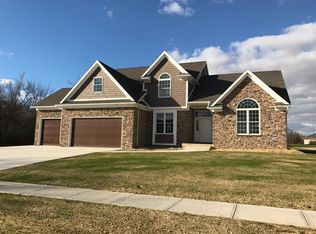 6400 Coldwater Creek Dr, Findlay, OH 45840