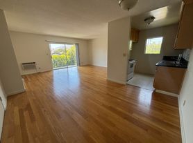 4441 Ponca Ave, North Hollywood, CA