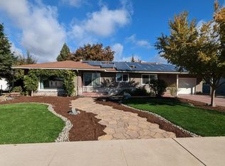 294 W Palm Ave, Reedley, CA 93654