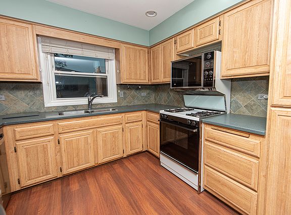 5th image of 14150 S 84th Ave