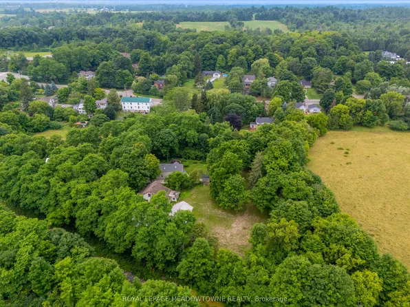 12363 Elizabeth St, Halton Hills, ON L0P 1H0