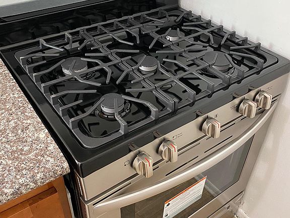 5-Burner cooktop