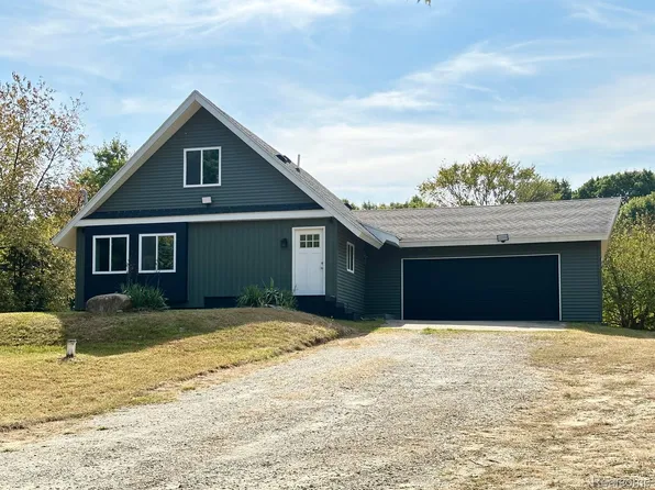 9434 Lee Jones Rd, Fenton, MI 48430