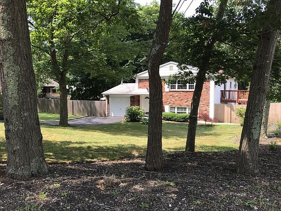 2nd image of 254 Adirondack Dr
