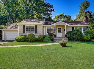 214 Glen Rd, Sparta, NJ 07871