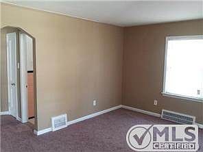 LIVING ROOM.jpg