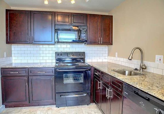 4th image of 5592 Pershing Ave APT 11