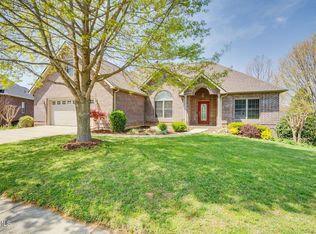 1006 Lake Ridge Sq, Johnson City, TN 37601