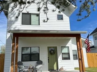 109 Valley St, Manhattan, MT 59741