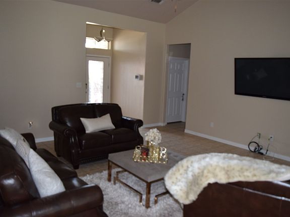 4th image of 3905 Lake Arthur Dr