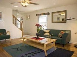 610 Peach Orchard Ln, Dundalk, MD 21222