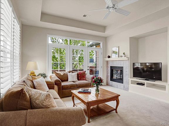5th image of 2250 S Vaughn Way #202