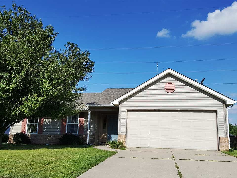 1st image of 1015 Hornbeam Cir E