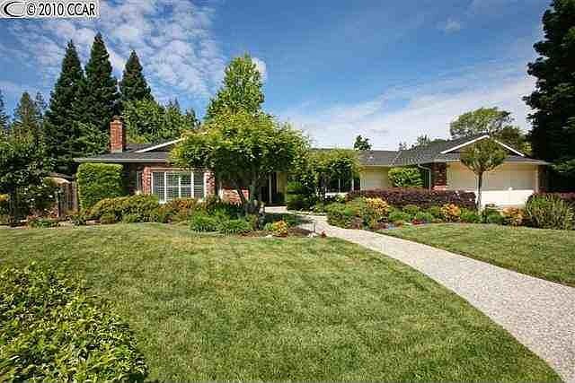 2nd image of 100 Saint Alicia Ct