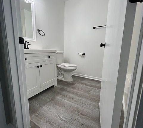 4th image of 3555-57 Ash St #15