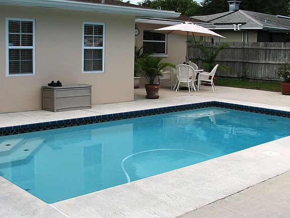 2nd image of 2601 Renatta Dr