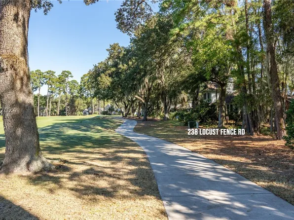 238 Locust Fence Rd, Saint Helena Island, SC 29920