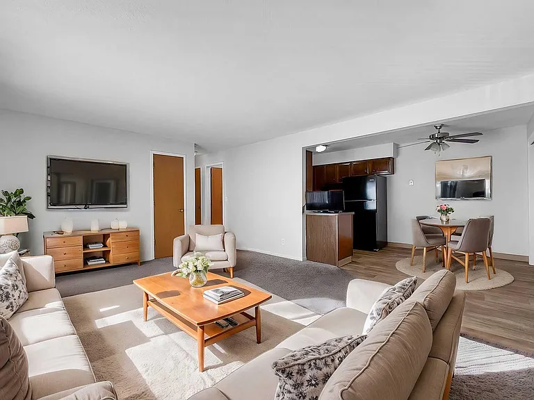 Bexley Urbandale — Photo 37