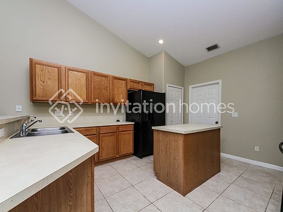 5th image of 2628 Palomar Ave SE
