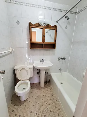 Rented by Guidance Realty Corp. | media 30