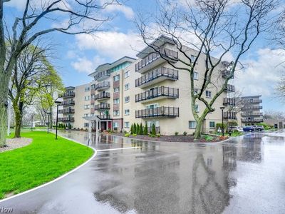 255 N Portage Path APT 212, Akron, OH, 44303