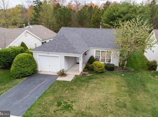7 Turnbridge Ct, Southampton, NJ 08088