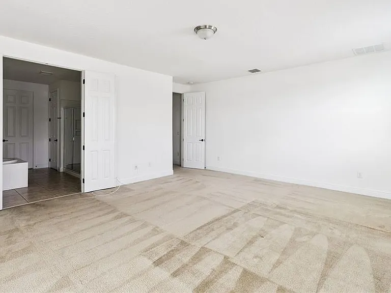 7530 Alpine Butterfly Ln — Photo 17