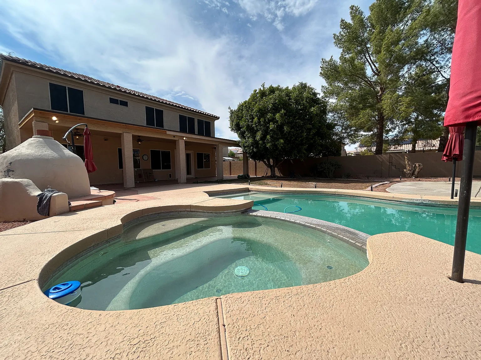 3 bed, 3.0 bath, 2494 sqft, $3,295 — Photo 4