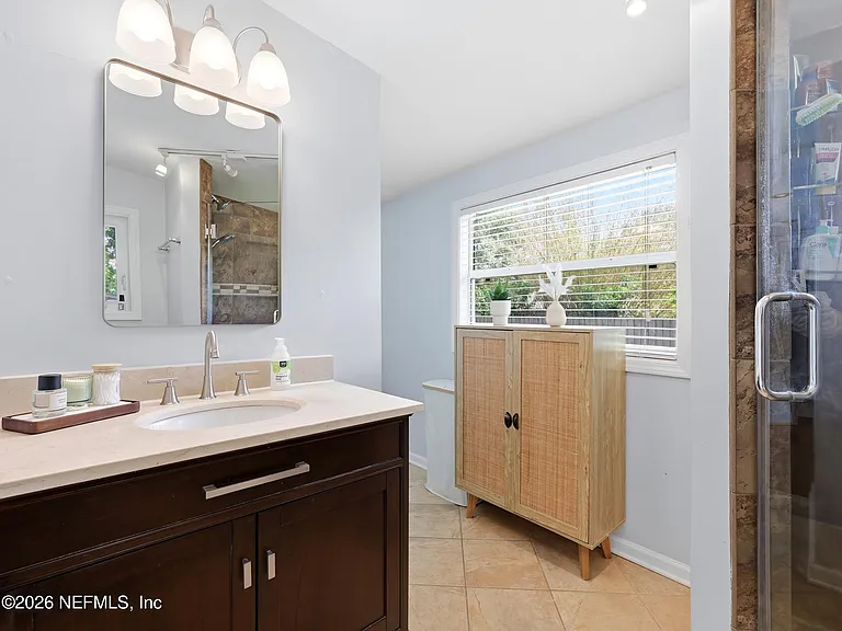 1222 Ingleside Ave — Photo 23