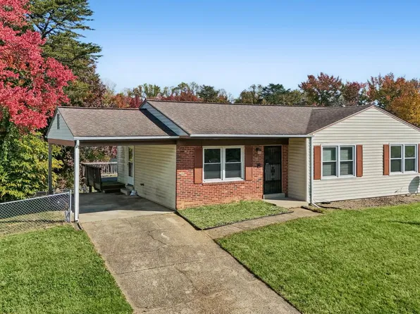 2704 John A Thompson Rd, Temple Hills, MD 20748