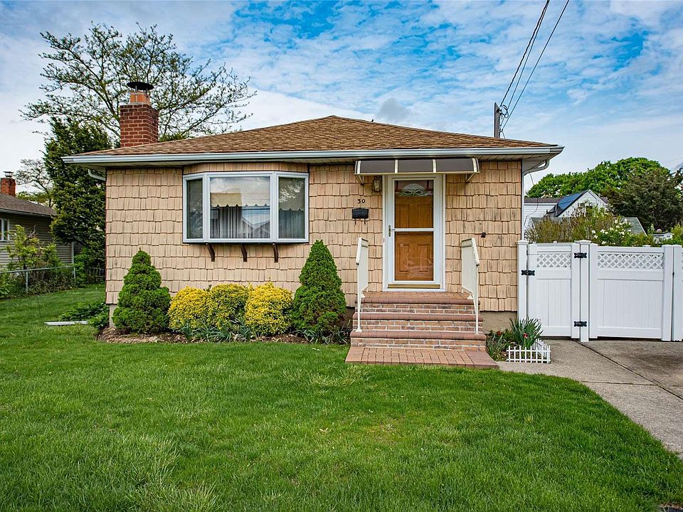 1st image of 30 Lawnview Avenue