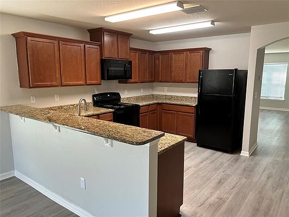 4th image of 14458 Alistar Manor Dr