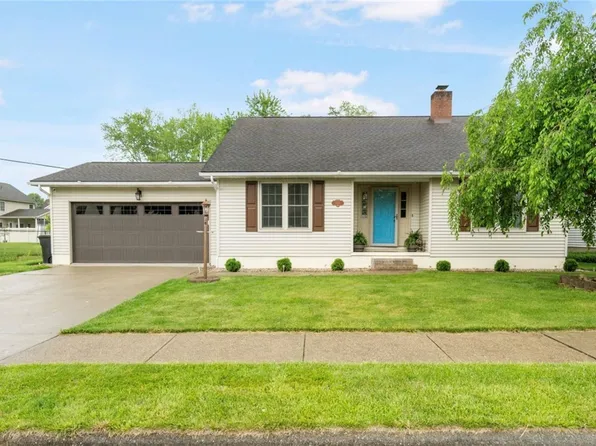 1650 Rolland Ave NE, New Philadelphia, OH 44663
