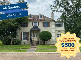 302 Shreveport Rd, Barksdale Afb, LA 71110