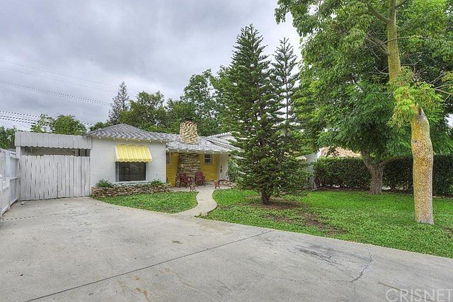 1st image of 22857 Leonora Dr