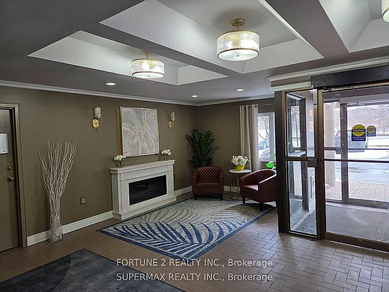 858 Commissioners Rd E #1008 — Photo 8