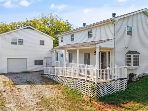 9832 Clift Rd, Strawberry Plains, TN 37871