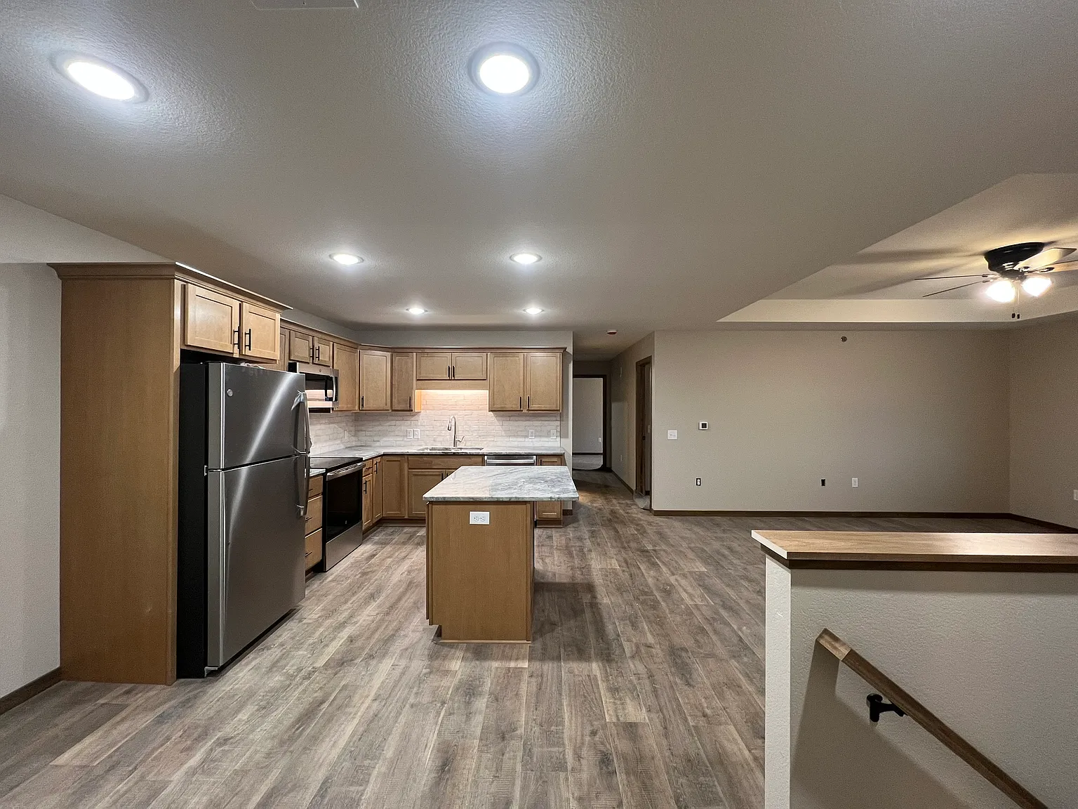 4835 Woodland Park Drive - 5 — Photo 4