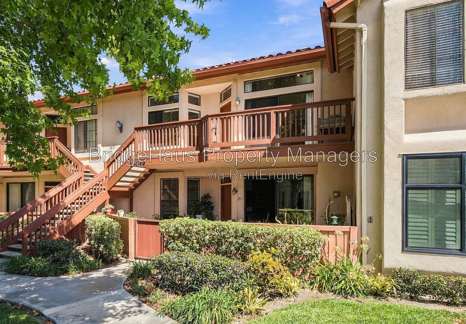 1 bed, 1.0 bath, 886 sqft, $3,200 — Photo 2