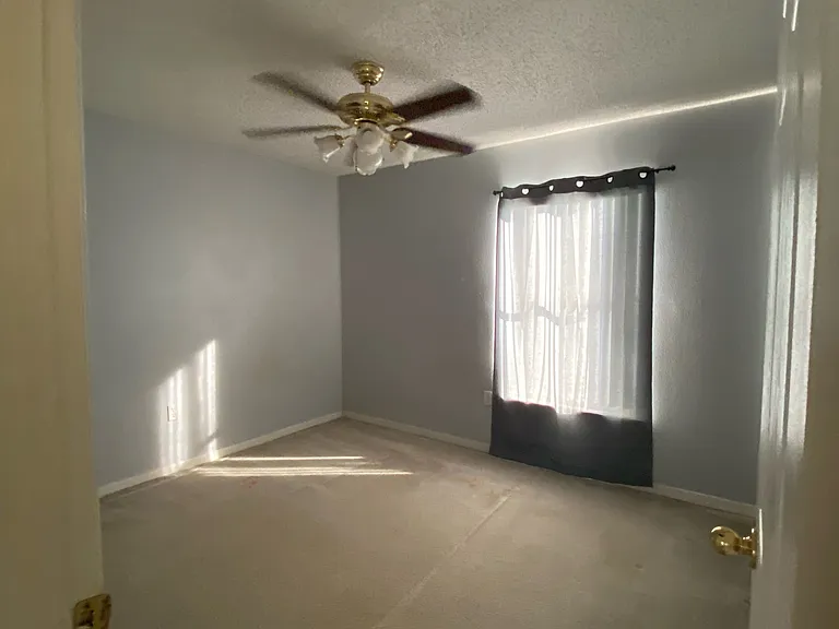 3939 Stonefield Dr — Photo 20