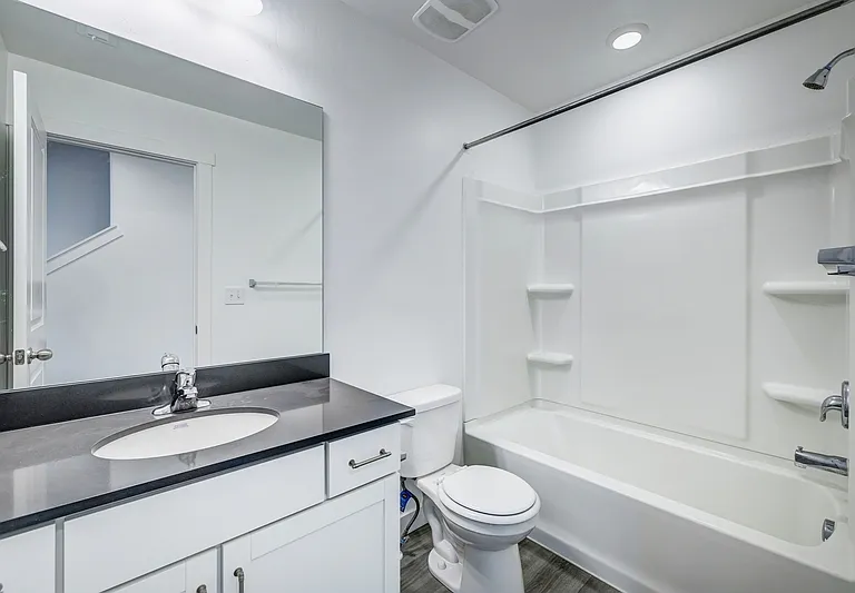 1063 E Waterway Ln #1 — Photo 20
