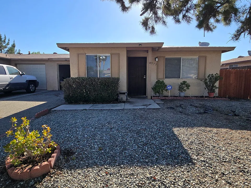 573 San Rogelio St