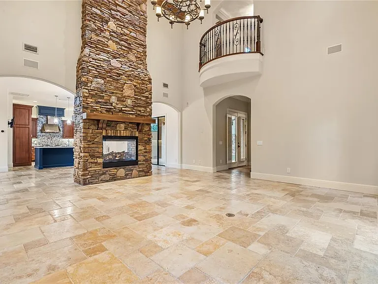 9841 Covent Garden Dr — Photo 20