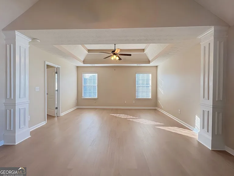 2751 Spence Ct — Photo 39