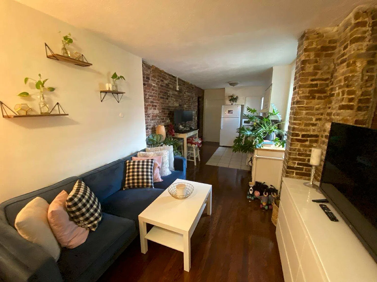 2 bed, 9999 sqft, $3,495 — Photo 3
