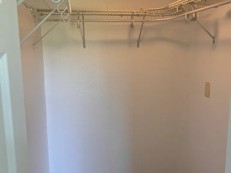 916 6th Ave SW #A — Photo 12