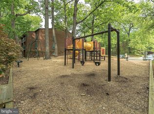 11831 Shire Ct APT 12C, Reston, VA 20191