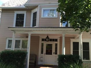 605 Thomas St, Stroudsburg, PA 18360