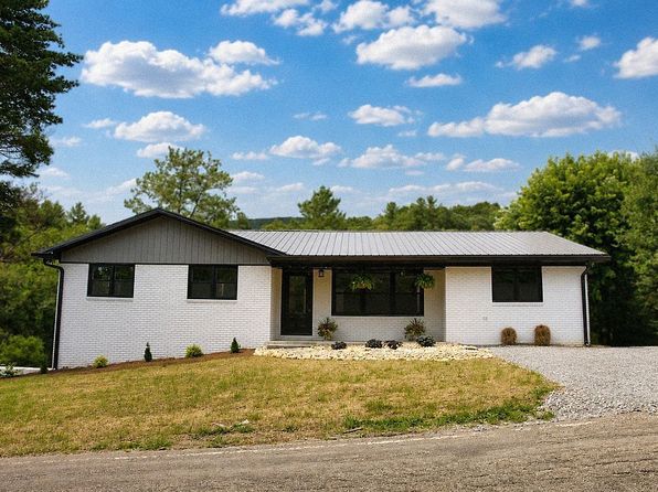 1945 Dewitt Rd
