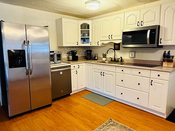 3rd image of 75 E Piedmont Ave #75